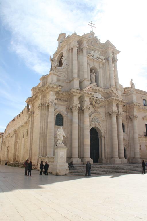 La Casa Di Ilde Al Duomo - Ortigia Holidays Syracuse Екстер'єр фото