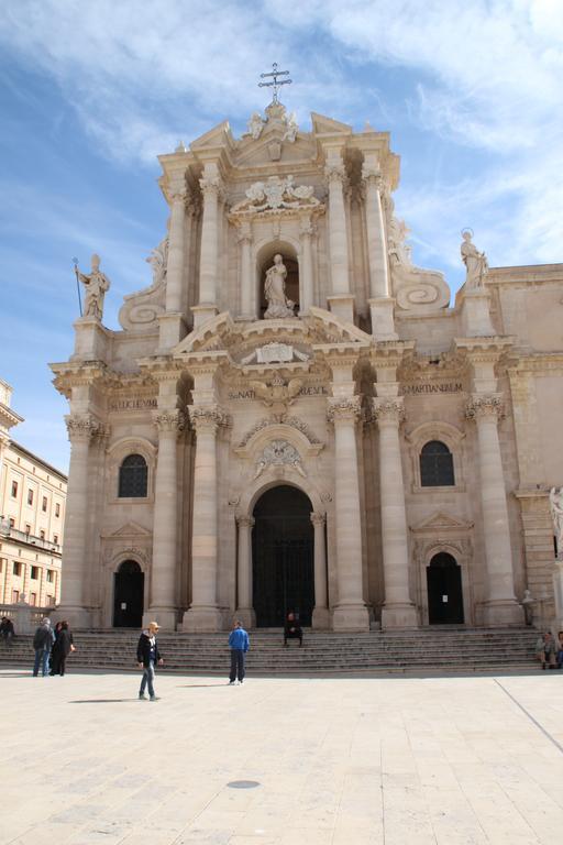 La Casa Di Ilde Al Duomo - Ortigia Holidays Syracuse Екстер'єр фото